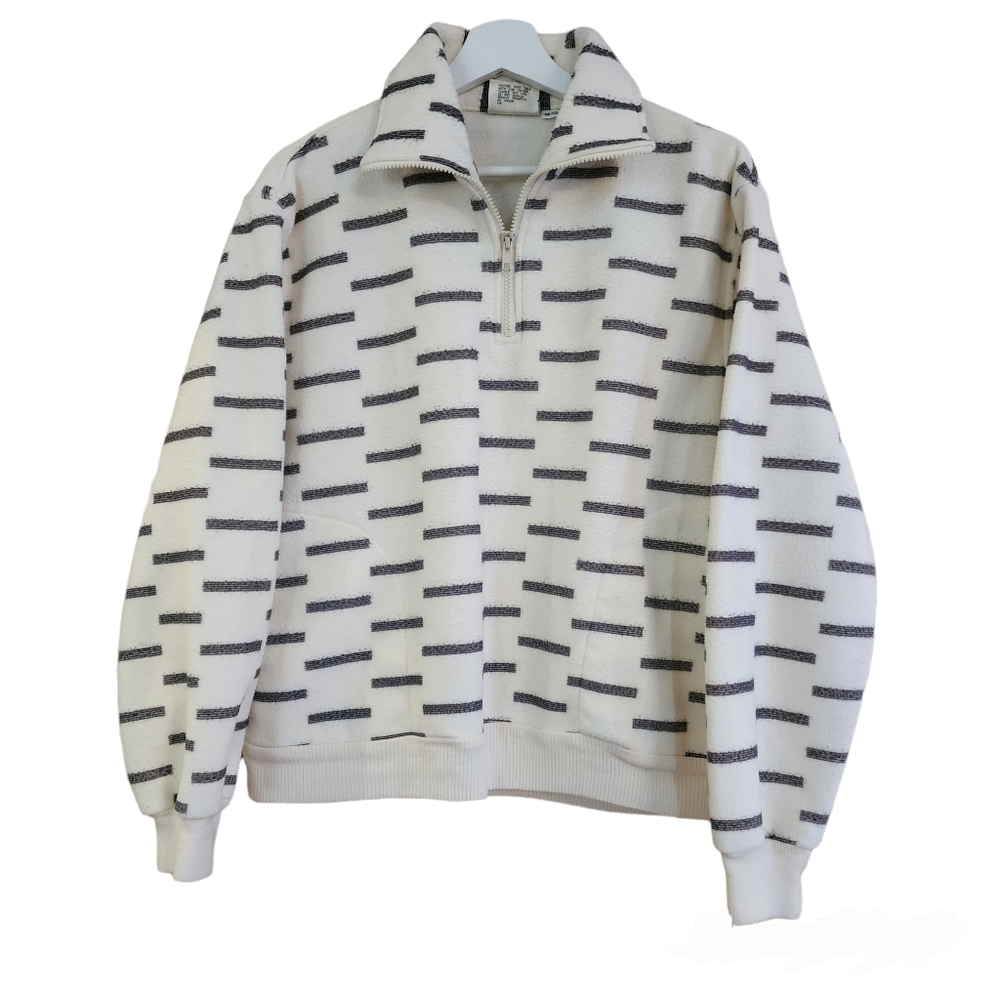 Woodland Unisex Half Zip Pullover Size Medium
